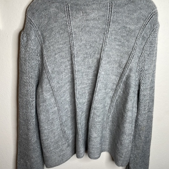 Lauren Conrad women’s Pom Pom sweater, soft gray with metallic threads, size 2X - Picture 5 of 11